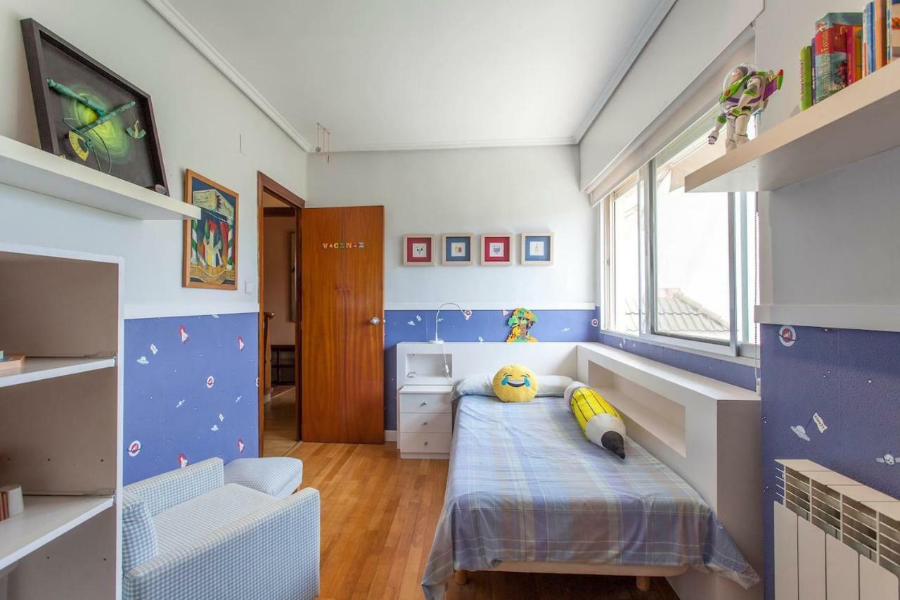 La Casa Del Rio Villa Pedralba Bagian luar foto