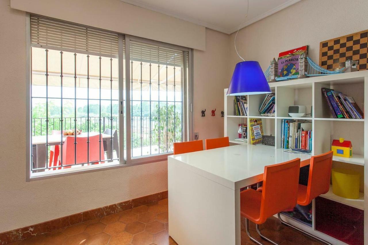 La Casa Del Rio Villa Pedralba Bagian luar foto